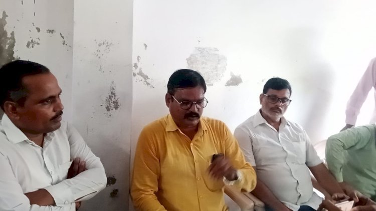 रायबरेली-गहमा गहिमी के बीच व्यापार मंडल की बैठक हुई सम्पन्न,,,,,