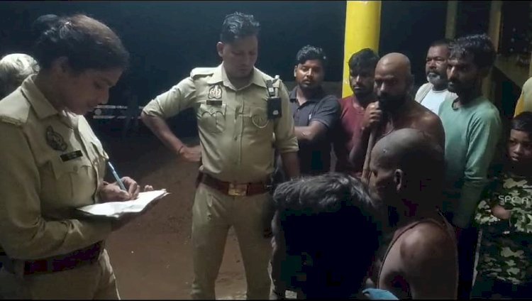 Raibareli-घर में घुसे युवक को चोर समझ कर ग्रामीणों ने दौडाकर पकड़ा