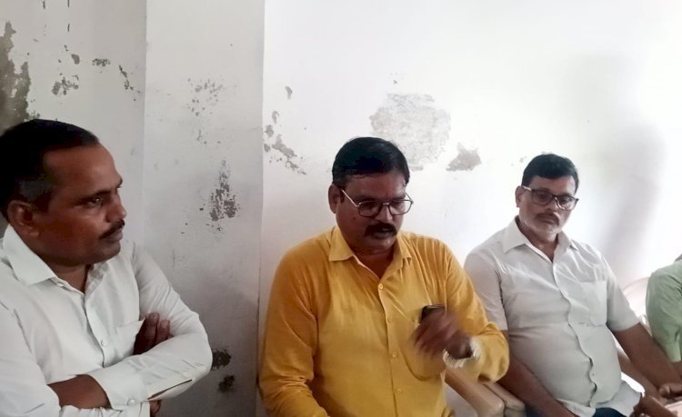 रायबरेली-व्यापार मंडल ने दिखाई एकजुटता , कमेटी भंग को बताया भ्रामक