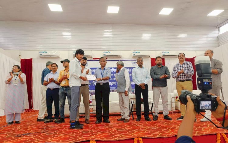 रायबरेली-60 ग्रामीण बच्चों को मिले रोजगार के अवसर, जॉब लेटर पाकर खिल उठे युवाओं के चेहरे