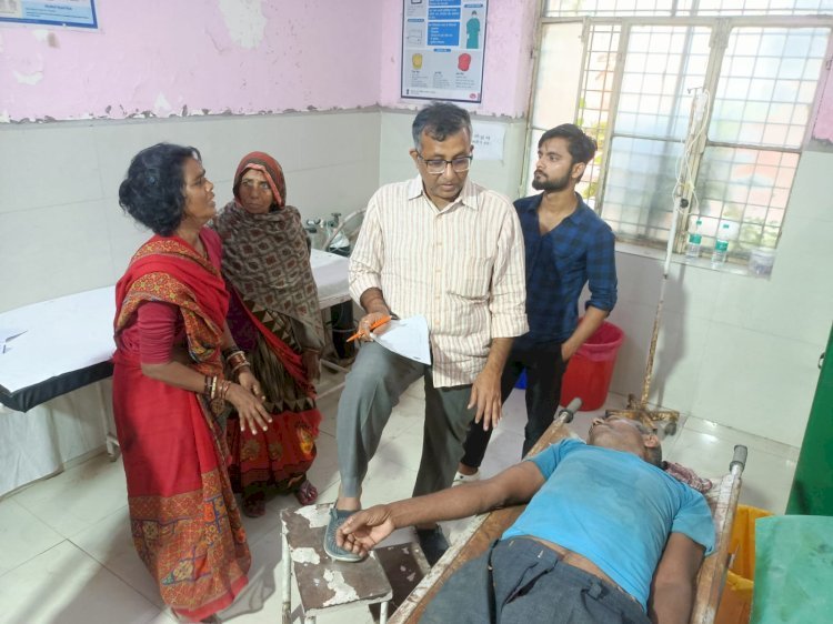 Raibareli-मौरावा पुलिस ने भैंस चोरी के आरोप में अधेड़ को थर्ड डिग्री का किया इस्तेमाल, हालत गंभीर