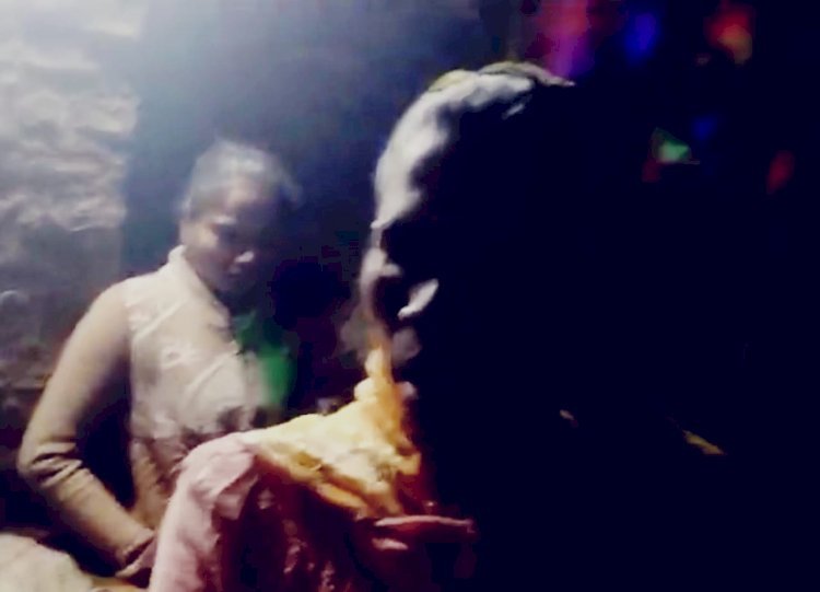 रायबरेली-मां का आशिक उसकी किशोरी बेटी की लूटता रहा अस्मत, फिर दोनो प्लान में फंस गया युवक ,जानिए पूरा मामला