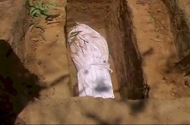 रायबरेली-आखिर कार सुबह खेत में दफन हुआ श्रमिक का शव,,,,