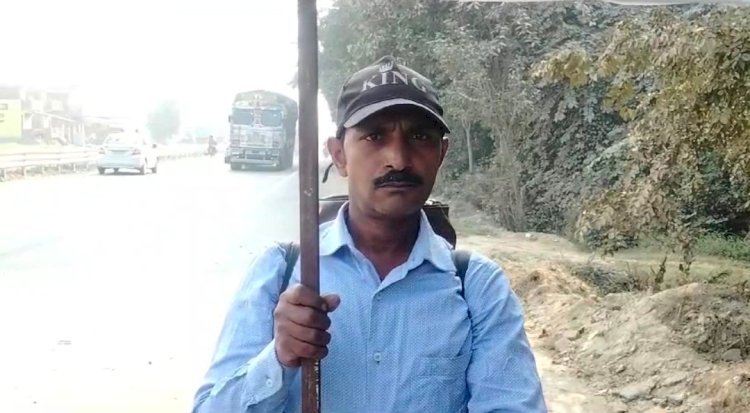 सीएम योगी आदित्यनाथ से मिलने के लिए पैदल निकला शिकायतकर्ता,SDM सिद्धार्थ चौधरी भूमाफियाओं को दे रहें संरक्षण- पीड़ित