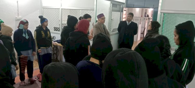 रायबरेली-न्यायिक अधिकारियों की निगरानी समिति द्वारा बालिका आश्रय गृह का किया गया निरीक्षण