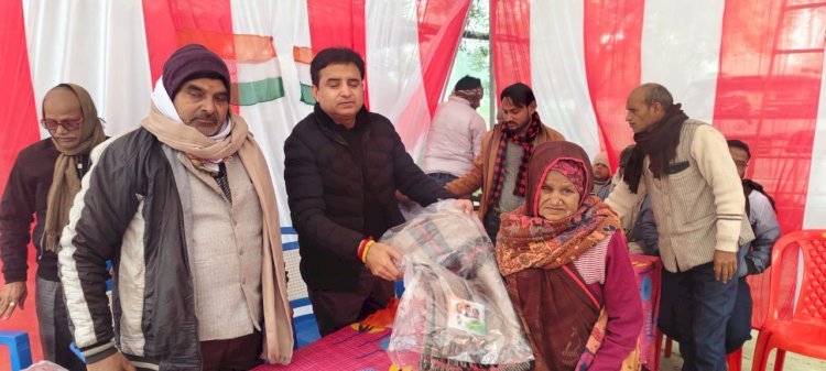 रायबरेली-असनी गांव में विशाल कंबल वितरण का किया गया आयोजन