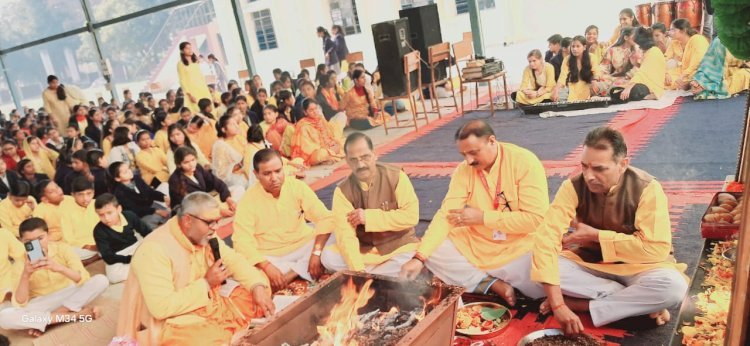 रायबरेली-हर्षोल्लास के साथ मनाया गया माता सरस्वती का जन्मोत्सव