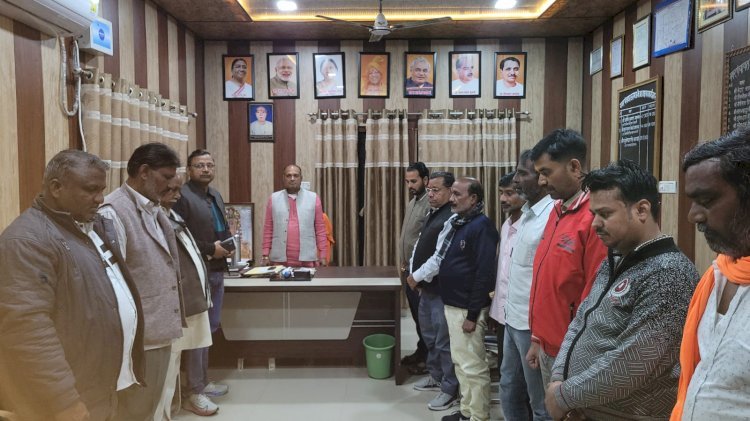 रायबरेली-डलमऊ अज्ञात वाहन की टक्कर से कांग्रेसी नेता की हुई मौत क्षेत्र में शोक की लहर