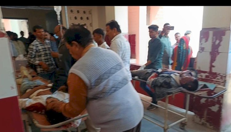 रायबरेली-बाइक सवार दो हाई स्कूल परीक्षार्थियों को चार पहिया वाहन ने मारी टक्कर , हालत नाजुक