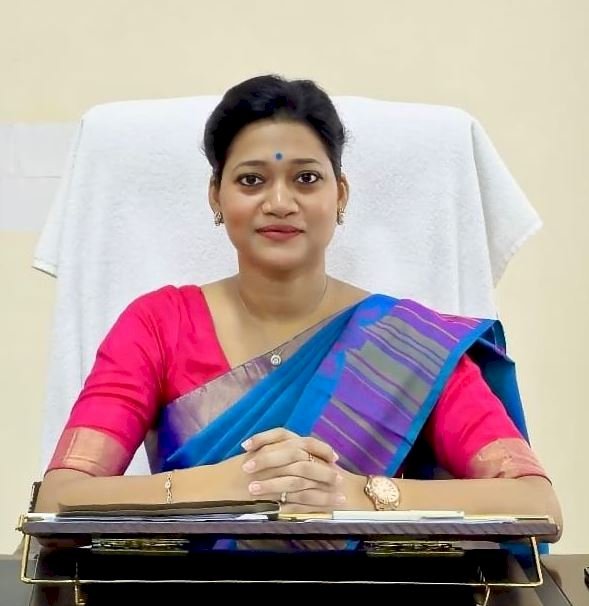 रायबरेली-होली पर्व के दृष्टिगत अवैध मदिरा के निर्माण एवं तस्करी पर अंकुश के लिए तहसीलवार टीमें गठित: डीएम