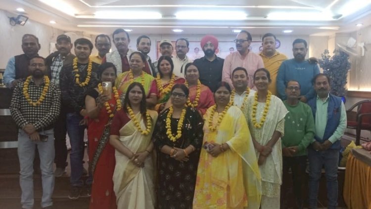 महिला अंतर्राष्ट्रीय दिवस पर मंडल द्वारा सम्मान व सदस्यता का कार्यक्रम हुआ संपन्न