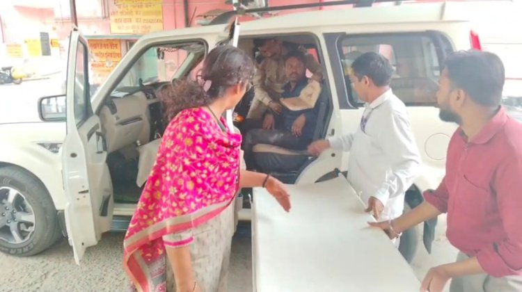 रायबरेली में यातायात कर अधिकारी की दिखी दरियादिली