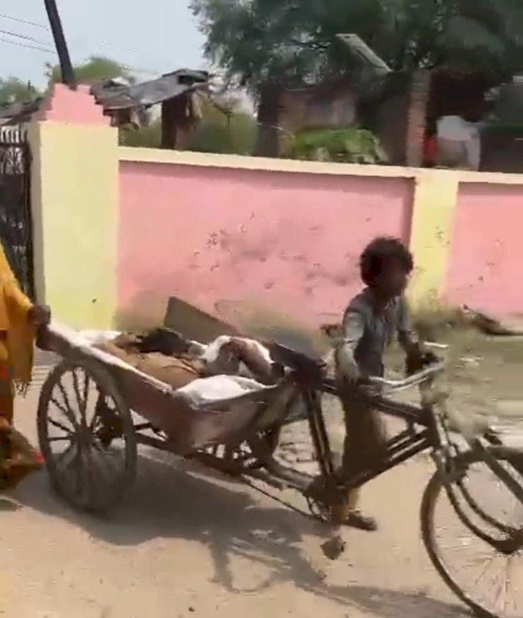रायबरेली-नहीं मिली एंबुलेंस तो घायल भाई को रिक्शे पर लादकर सीएचसी पहुंचा किशोर