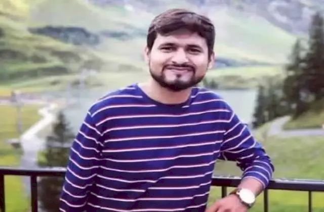 शुभम के पास आया आतंकी, नाम पूछा और फिर पत्नी के सामने सिर में मार दी गोली, 2 महीने पहले हुई थी शादी