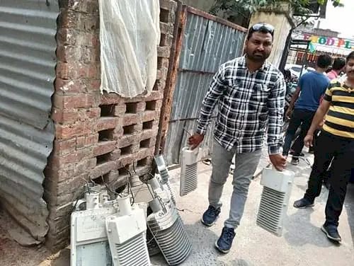 रायबरेली में कंपनी और अधिकारियों की लापरवाही का खामियाजा भुगत रहे मोहल्लेवाशी,शाम होते शहर मे छा जाता है अंधेरा