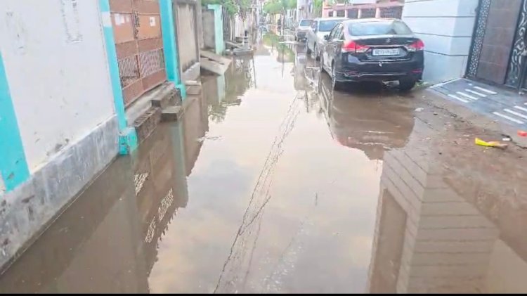 रायबरेली में पहली ही बारिश ने खोल दी नगर पालिका प्रशासन की पोल