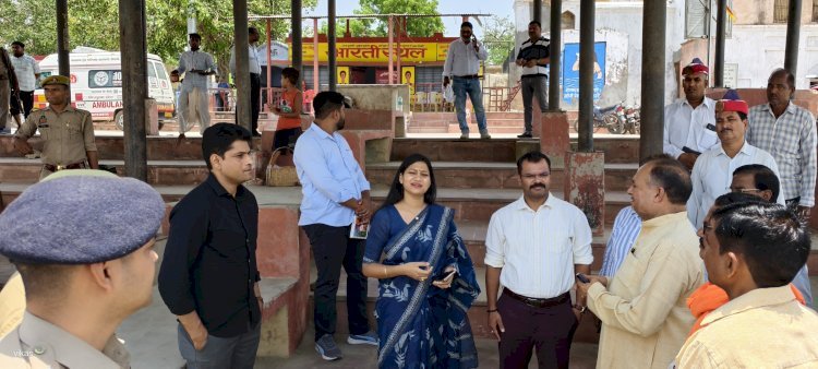 रायबरेली-डीएम ने डलमऊ गंगा घाट का किया निरीक्षण