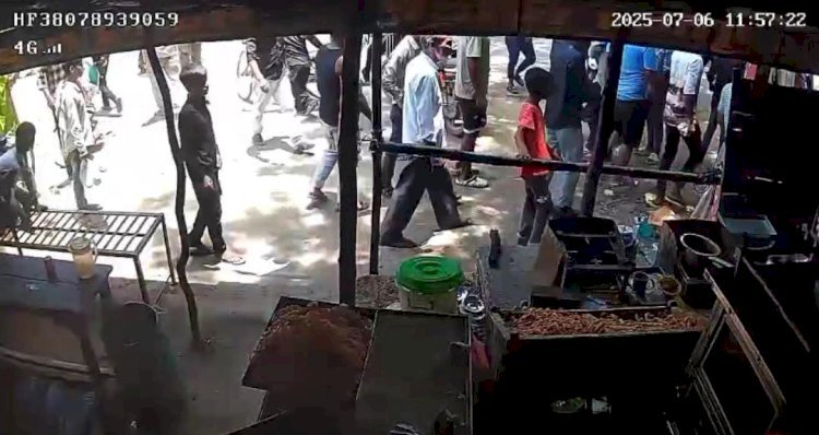 रायबरेली-एक होटल व्यवसायी के दुकान में दबंगो ने की तोड़फोड़ जिसका वीडियो सोशल मीडिया पर हुआ वायरल,,,,