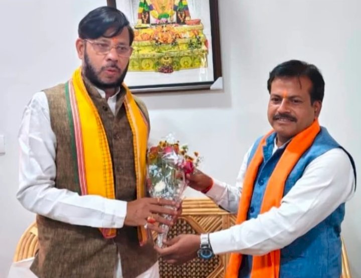 रायबरेली-ऊंचाहार में अंडर पास निर्माण को लेकर भाजपा नेता ने विधायक का जताया आभार