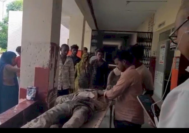 रायबरेली-संदिग्ध हालात में एक युवक झाड़ियों के बीच बेहोशी अवस्था में पड़ा हुआ मिला,,, 