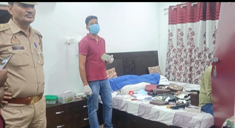रायबरेली-सुनसान घर का ताला तोड़कर चोरों ने की बड़ी वारदात,उठा ले गए पच्चीस लाख के आभूषण और रिवॉल्वर