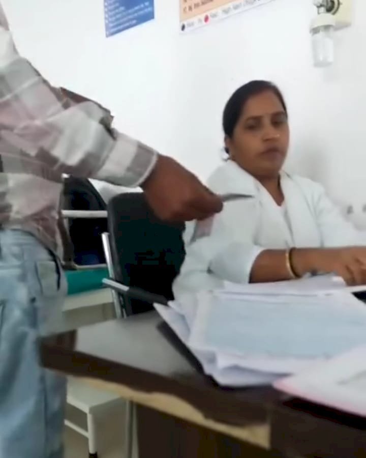 रायबरेली-जिला महिला अस्पताल में रिश्वत का खेल, मरीज की छुट्टी के लिए नर्स ने मांगे 200 रुपए, वीडियो वायरल