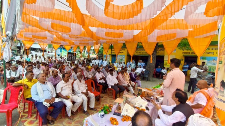 रायबरेली-साधन सहकारी समिति हलोर में आयोजित एम-पैक्स सदस्यता अभियान 2025