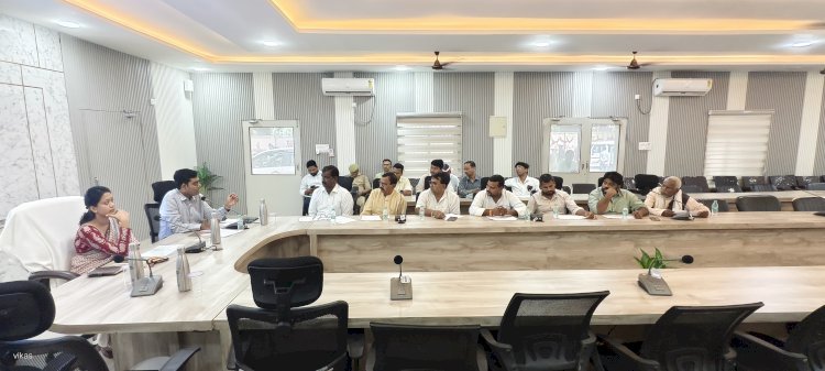 रायबरेली-खण्ड स्नातक/शिक्षक निर्वाचन क्षेत्र से संबंधित मतदेय स्थलों के निर्धारण के संबंध में बैठक संपन्न