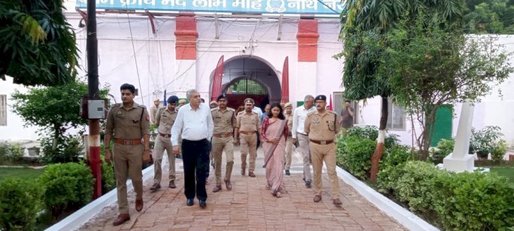 रायबरेली-जिला जज, डीएम व पुलिस अधीक्षक ने किया जिला कारागार का किया संयुक्त निरीक्षण