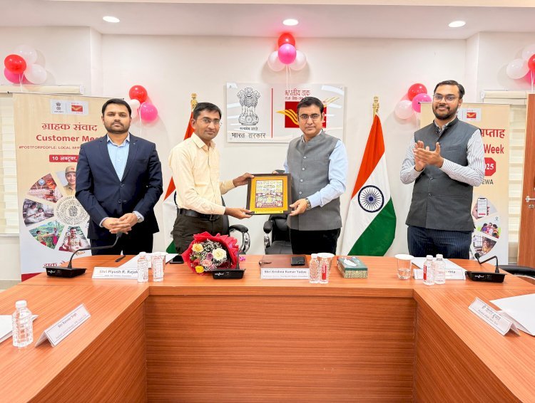 कॉर्पोरेट ग्राहकों, निर्यातकों से लेकर स्थानीय उद्यमियों तक के लिए डाक विभाग द्वारा तमाम सुविधाएं-पोस्टमास्टर जनरल कृष्ण कुमार यादव