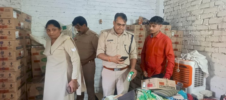 रायबरेली-दीवावली पर्व पर के मद्देनजर आबकारी निरीक्षक खगेंद्र सिंह नें देशी वा अंग्रेजी शराब की दुकानों पर  की छापेमारी