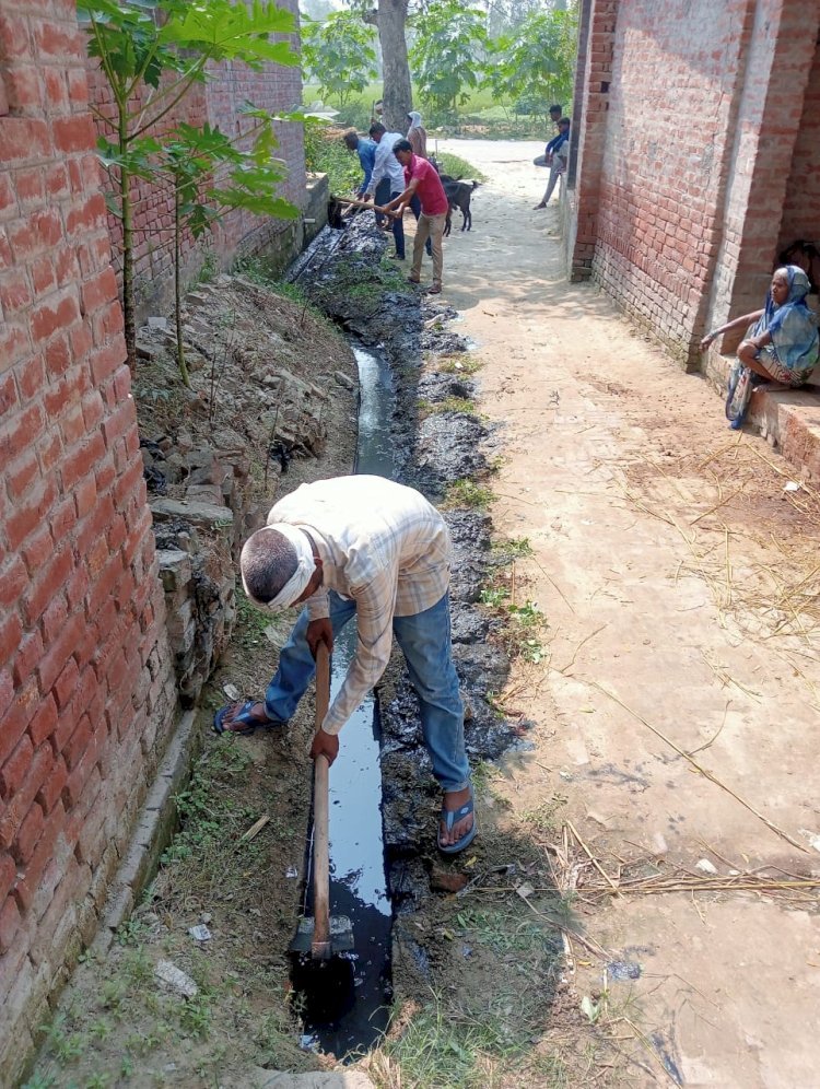 रायबरेली-वृहद स्वच्छ अभियान के तहत 4816 स्थलों पर साफ सफाई व फॉगिंग का कार्य कराया गया : डीपीआरओ