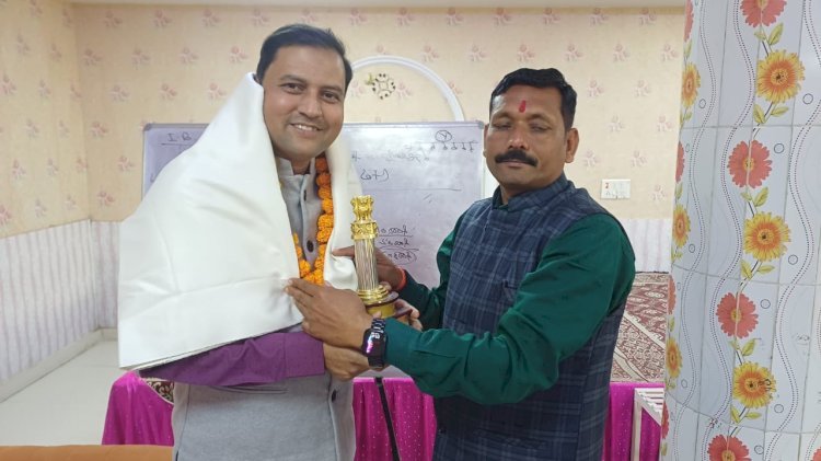 कौशाम्बी में वरिष्ठ पत्रकार का हुआ सम्मान