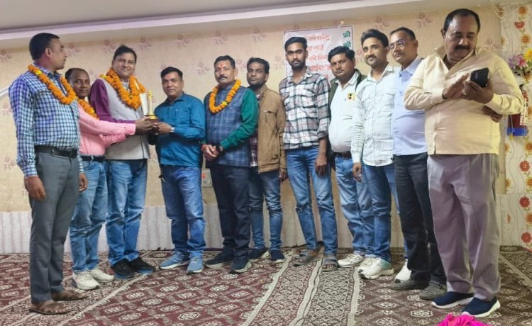 पत्रकारों पर हमलों को गंभीरता से ले सरकार : आलोक सिंह 