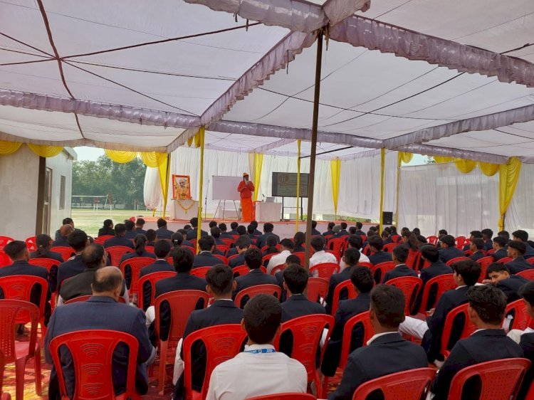 रायबरेली-स्वामी चिदरुपानंद जी ने  चिन्मय विद्यालय में 3 दिनों तक छलकाई अमृत धारा