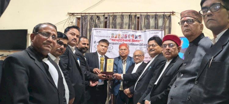 रायबरेली - बाबा साहेब अंबेडकर की घूमघाम से मनाई गई पुण्यतिथि