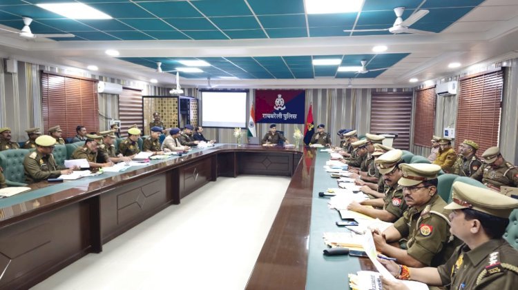 रायबरेली - पुलिस अधीक्षक रायबरेली द्वारा समस्त क्षेत्राधिकारी एवं थाना प्रभारी के साथ गोष्ठी कर दिए गए आवश्यक दिशा निर्देश