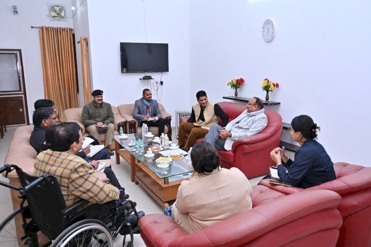 रायबरेली के स्थापना दिवस पर रायबरेली महोत्सव के आयोजन के सम्बन्ध में बैठक सम्पन्न