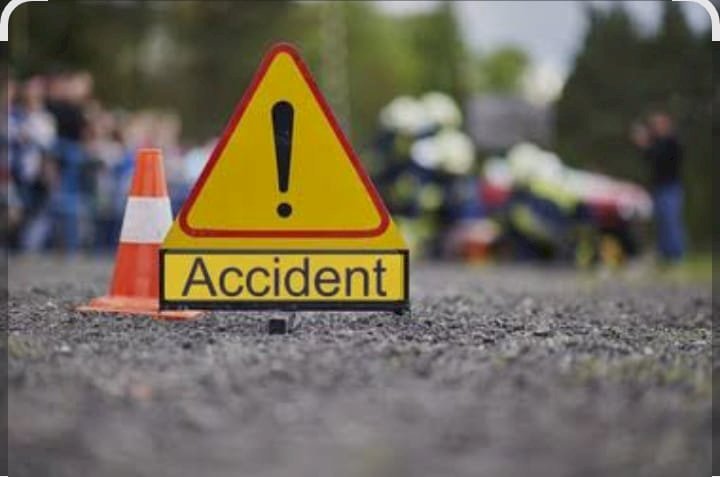 रायबरेली - पैदल जा रही वृद्धा व किशोरी को अज्ञात पिकअप ने मारी टक्कर, वृद्धा की मौत