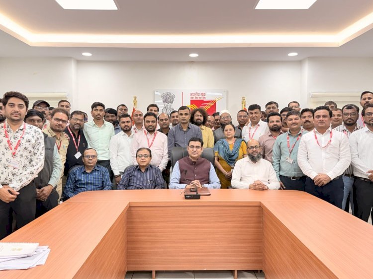 डाक विभाग द्वारा मार्केटिंग एक्जीक्यूटिव वर्कशॉप, पोस्टमास्टर जनरल कृष्ण कुमार यादव  ने किया शुभारंभ* 