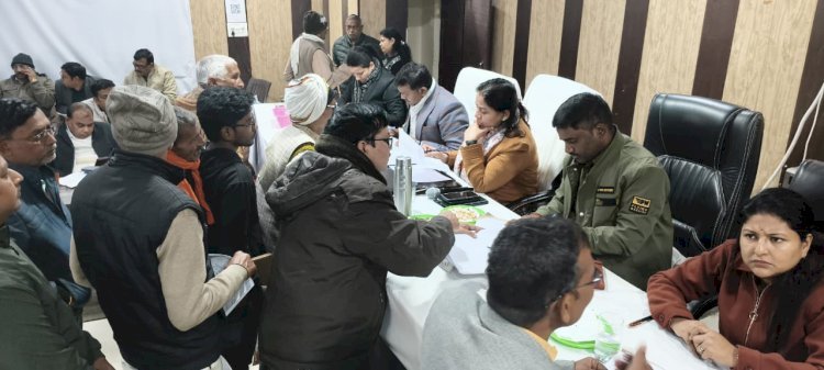 रायबरेली-एडीएम की अध्यक्षता में संपन्न हुआ संपूर्ण समाधान दिवस