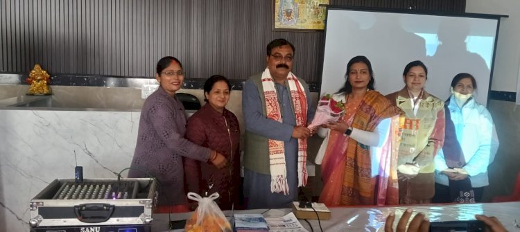 रायबरेली;कैंसर के प्रति जागरूक हुईं 150 महिलाएं; शंकुस हॉस्पिटल ने लगाया स्वास्थ्य शिविर