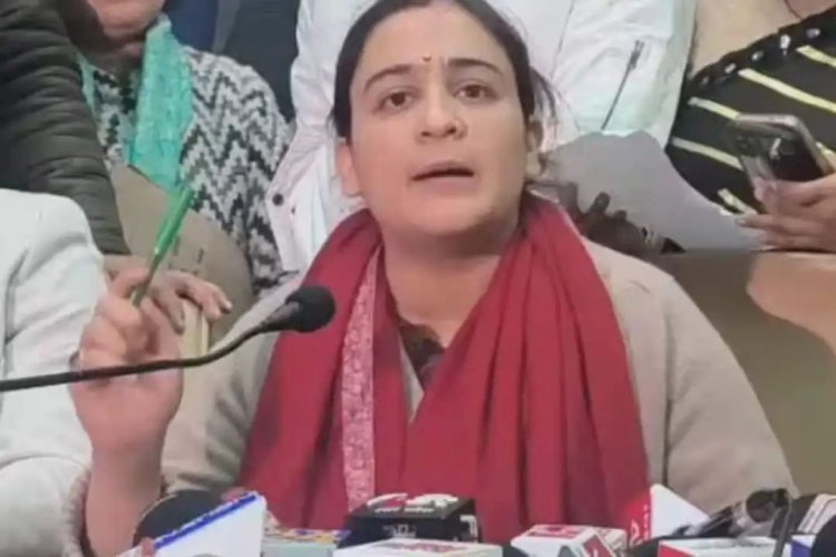 अपर्णा यादव के परिवार का पहला रिएक्‍शन, प्रतीक ने खुद नहीं किया तलाक का इंस्‍टा पोस्‍ट, बल्कि अकाउंट...