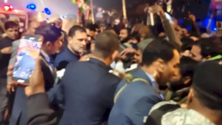 दो दिवसीय दौरे पर रायबरेली पहुंचे राहुल गांधी, खेल के मैदान और गांव की चौपाल से साधेंगे निशाना