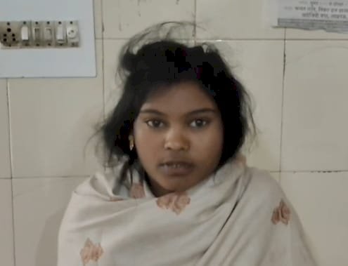 रायबरेली-खेत में पानी जाने को लेकर पति-पत्नी ने युवती को पीटा, हुई घायल