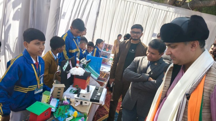 रायबरेली-भव्य विज्ञान प्रदर्शनी “ज्ञान 2.O” का आयोजन का हुआ आयोजन