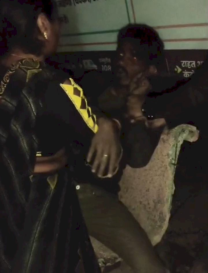 रायबरेली - अस्पताल परिसर में शराबी युवक के हाई वोल्टेज ड्रामे का वीडियो हुआ वायरल