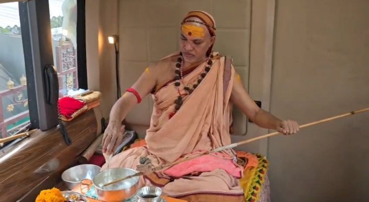 अवमुक्तेश्वरानंद सरस्वती जी महाराज का बड़ा बयान 11 मार्च को 40 दिन पूरे हो रहे है अब सवाल तो उठेगा ही असली हिन्दू कौन है- अवमुक्तेश्वरानंद 