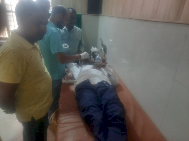 रायबरेली-तेज रफ्तार अनियंत्रित अज्ञात वाहन की टक्कर से बाइक सवार गंभीर