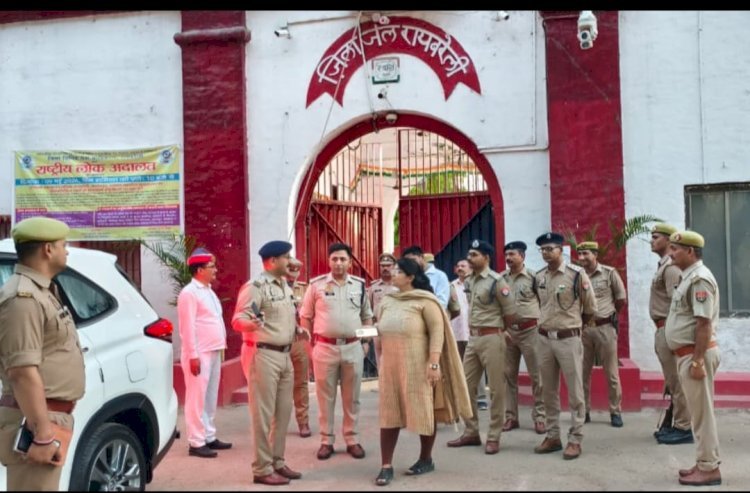 रायबरेली-डीएम-एसपी ने जिला कारागार का किया निरीक्षण